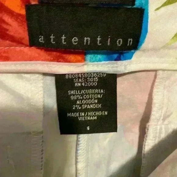 NWOT Attention brand women’s chino shorts size 6 floral flat front 4”‎ inseam - Picture 5 of 11